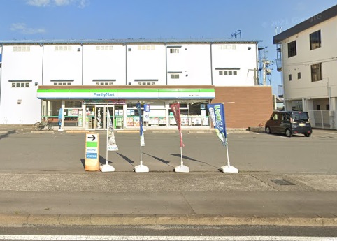 コンビニ　ファミリーマート福山曙六丁目店（コンビニ）まで171m