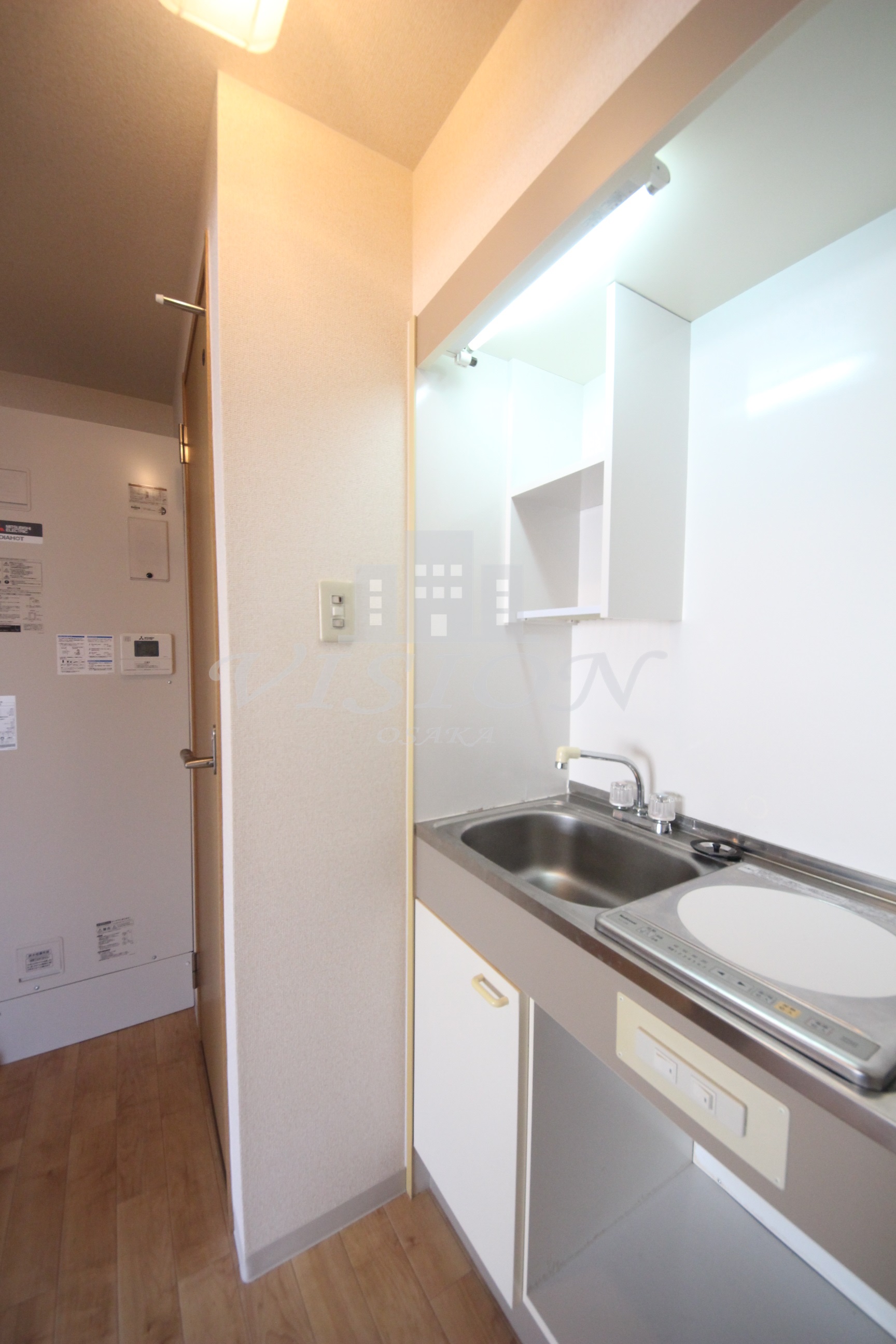 キッチン　室内写真は別室のものです