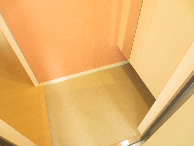 玄関　別の部屋の写真です