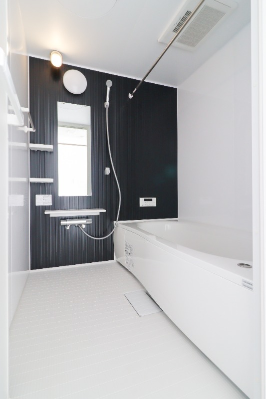 バス・シャワールーム　図面と現状に相違がある場合には現状を優先