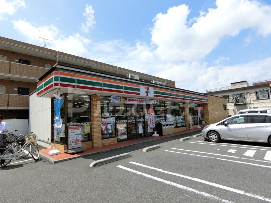 コンビニ　セブンイレブン南越谷5丁目店（コンビニ）まで70m