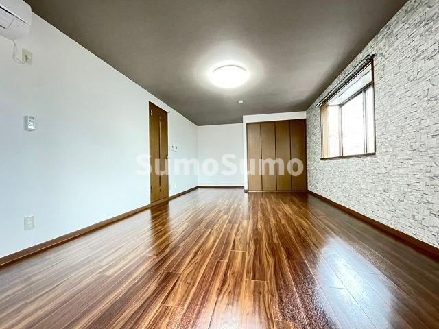 その他部屋・スペース　落ち着いて過ごせるお部屋なので、寝室にいかがでしょうか