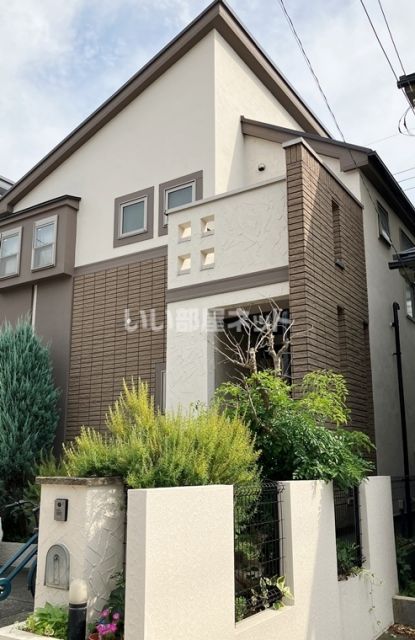 吉祥寺東町戸建の建物外観