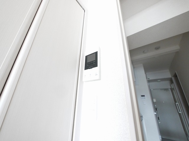 セキュリティ　モニター付きインターホーン