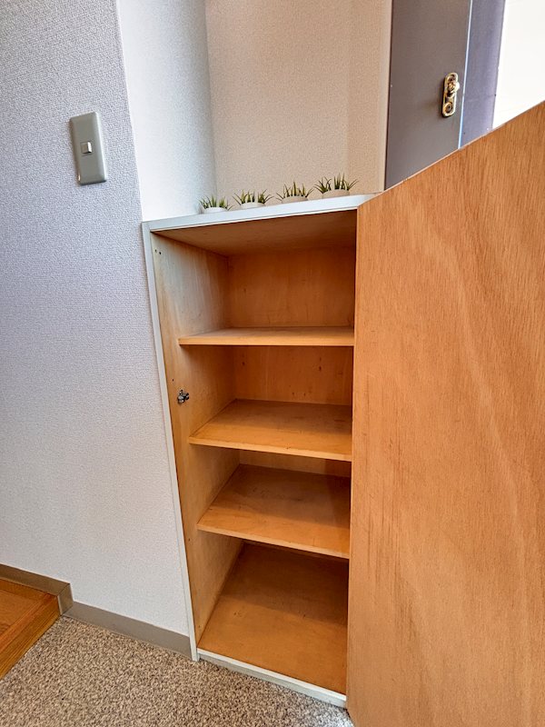 収納　シューズボックス