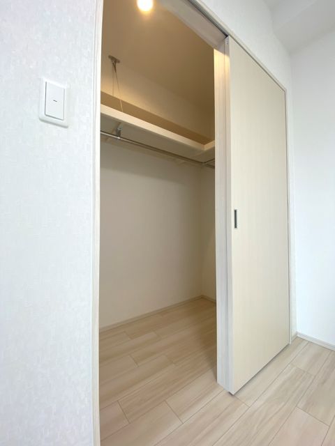 収納　ウォークインクローゼット