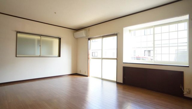 居室・リビング　お写真多数ご用意しております！お問い合わせお待ちしております