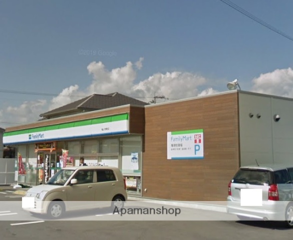 コンビニ　ファミリーマート福山引野町店（コンビニ）まで1884m