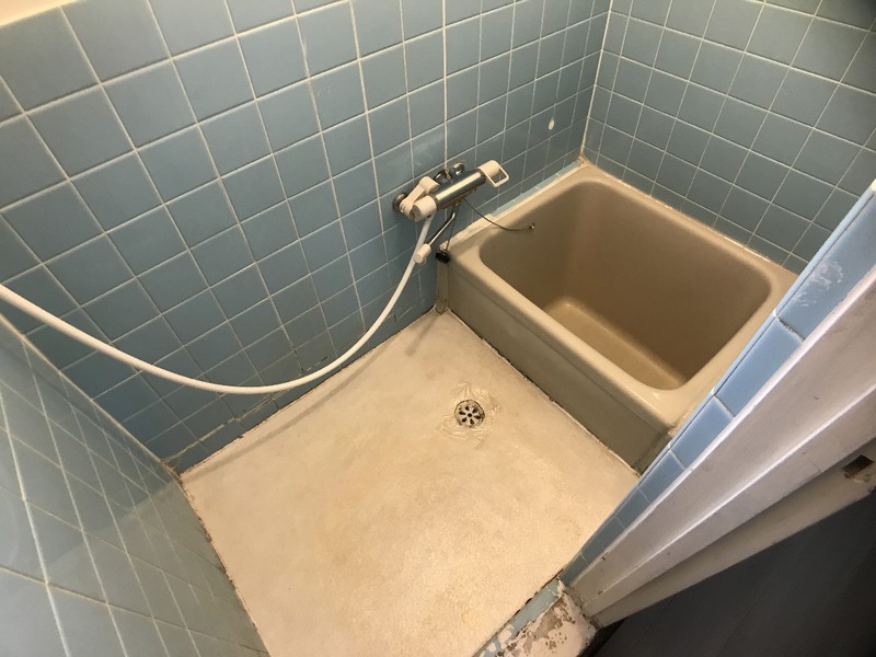 バス・シャワールーム