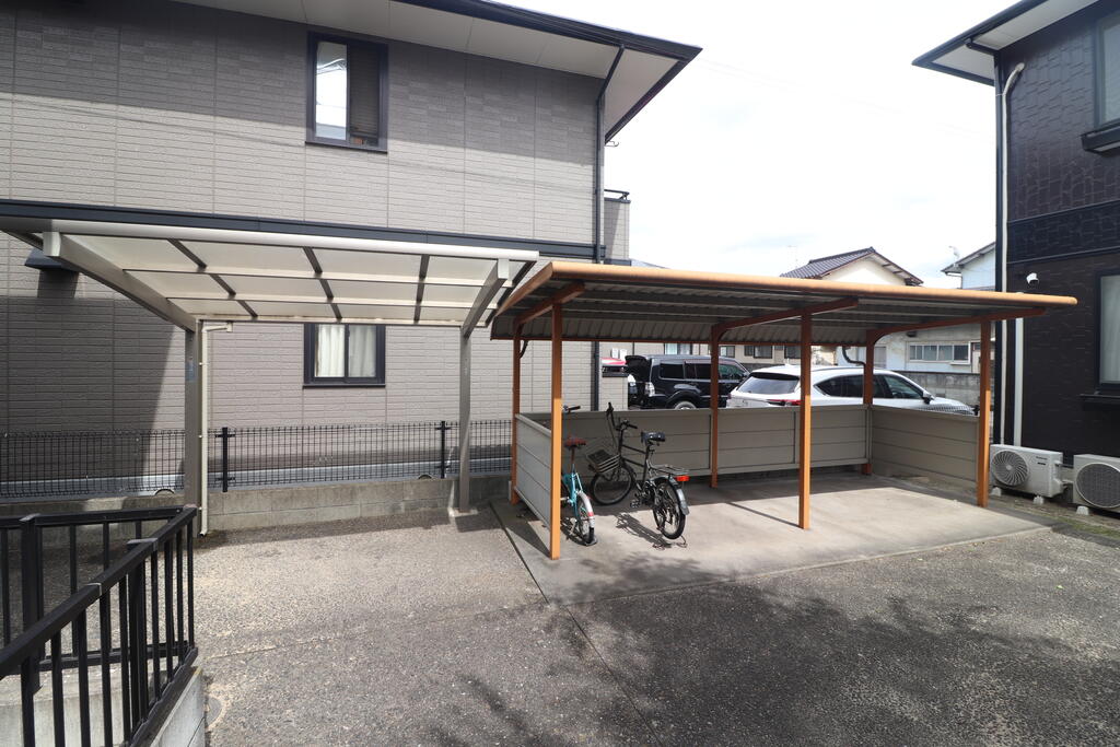 その他　駐輪場☆