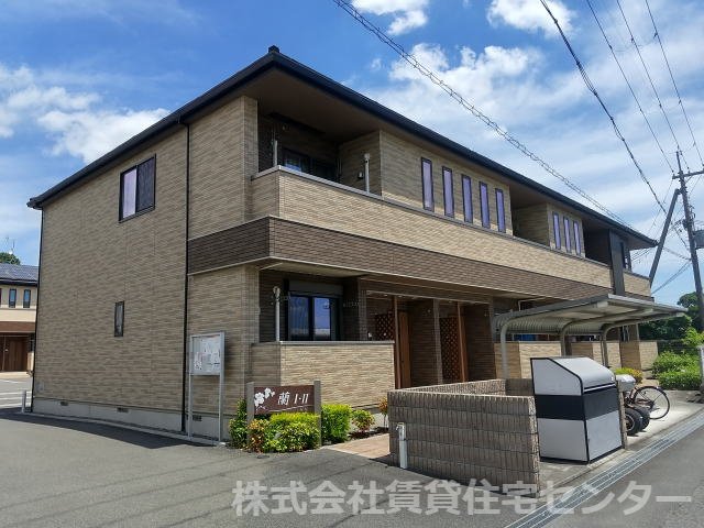 橋本市隅田町上兵庫のアパートの建物外観