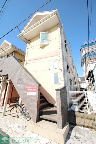 【ネオステージ大倉山Bの建物外観】