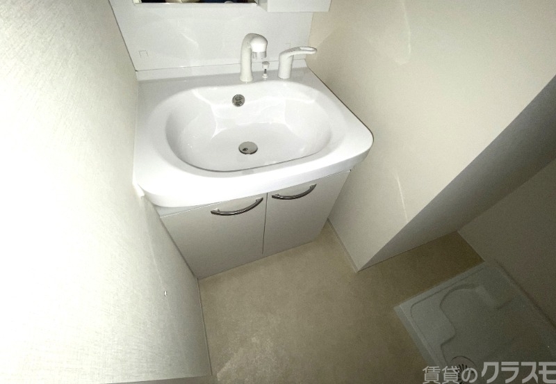 洗面設備　独立洗面台で朝の身だしなみもバッチリ♪