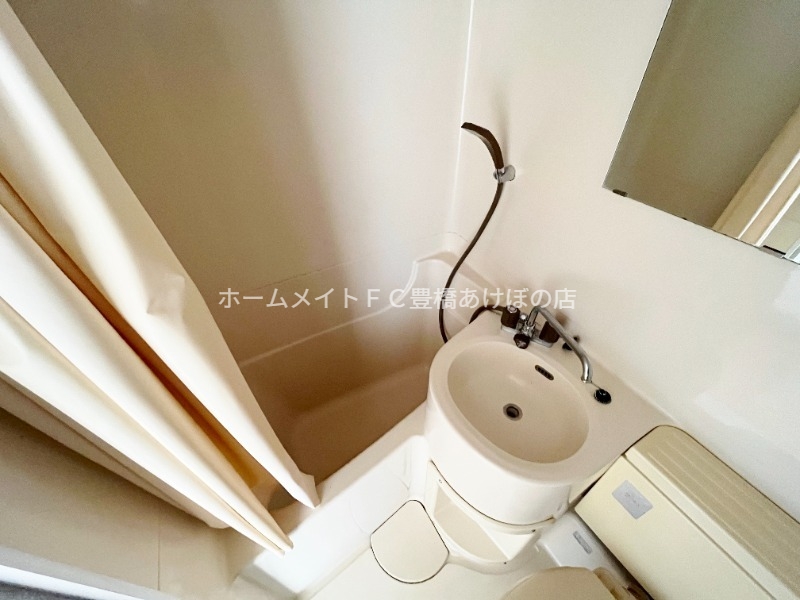 バス・シャワールーム　同型別部屋写真