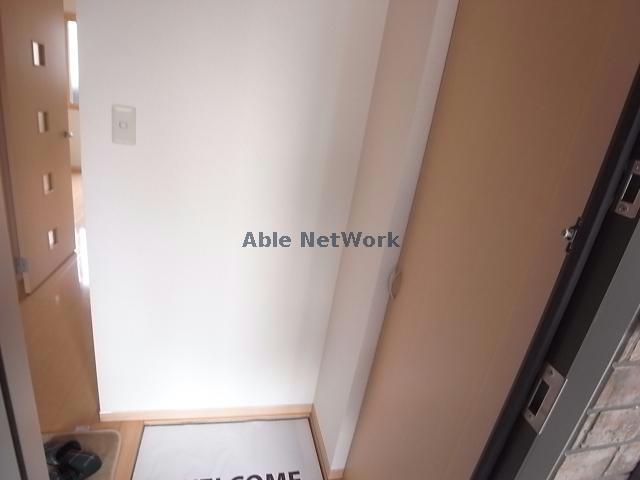 玄関　同型タイプ部屋