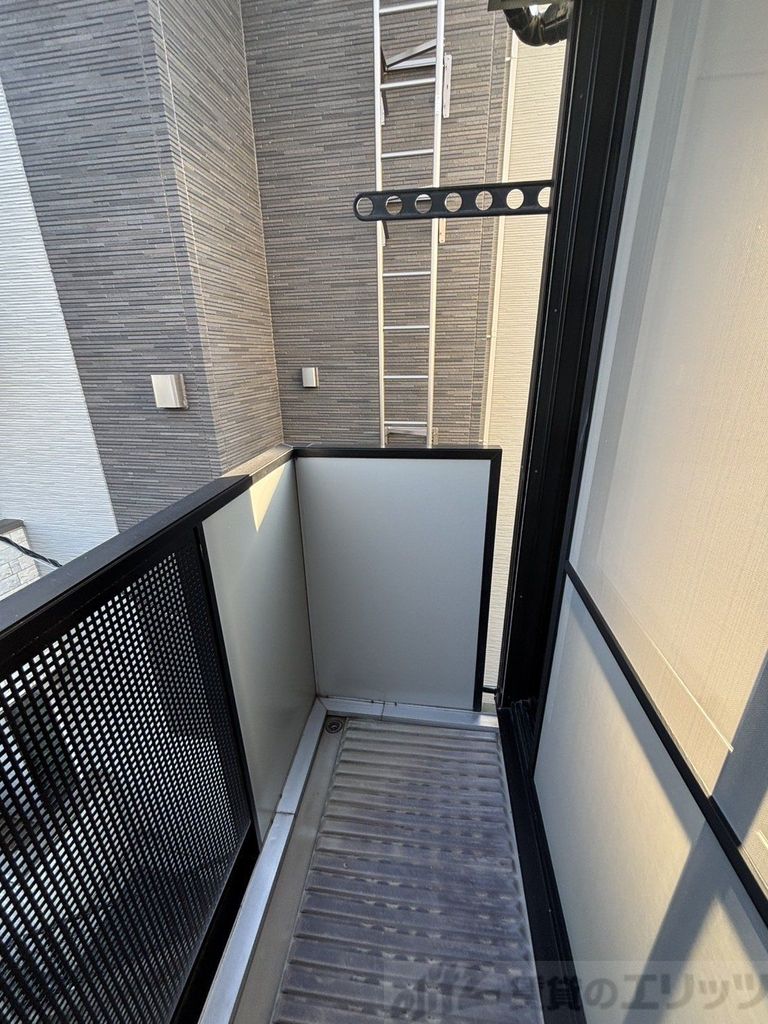 バルコニー　バルコニー