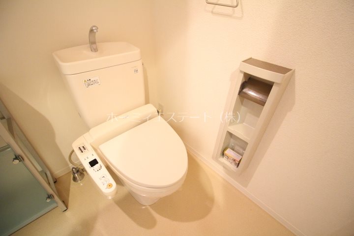 トイレ　温水洗浄便座★