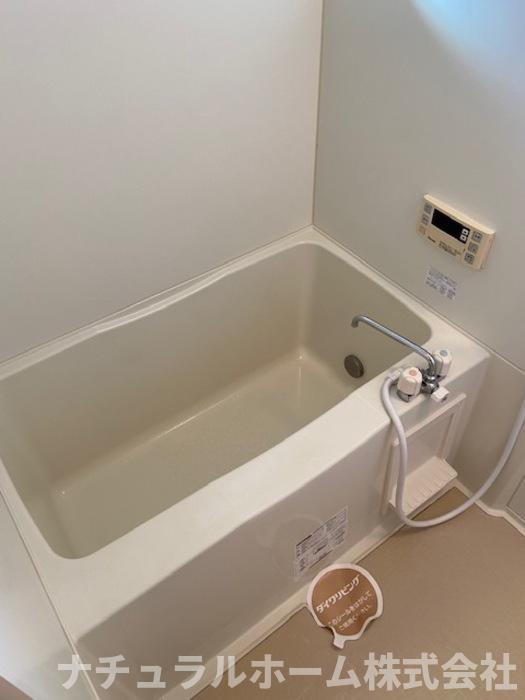 バス・シャワールーム　浴室(2)