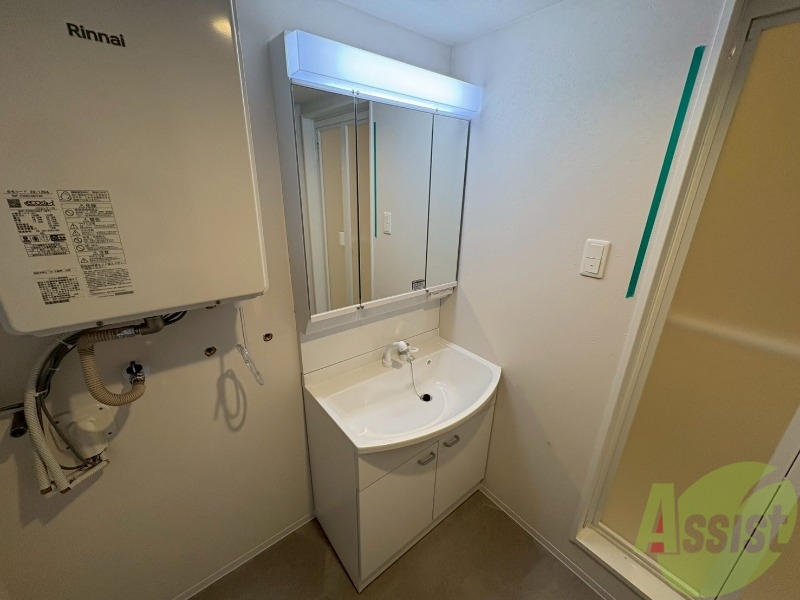 洗面設備　シャンプードレッサーで身支度もラクラクです！