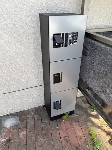 ロビー　宅配ボックス付きで便利です♪