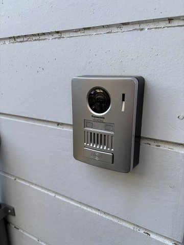 セキュリティ　TVモニターホンで来客を画面で確認出来て安心です♪