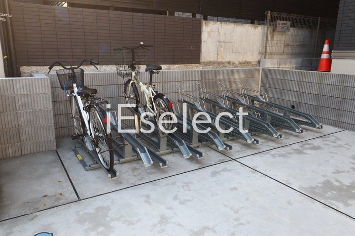 駐車場　駐輪場