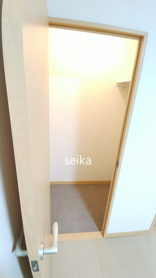 収納　ウォークインクローゼット