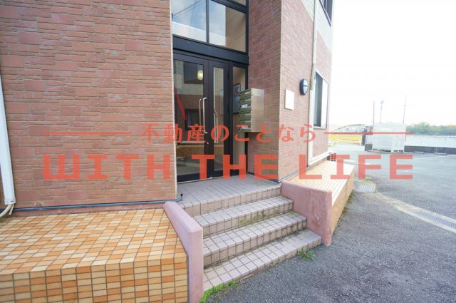 エントランス　毎日通るエントランスはこのようになっています