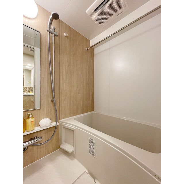 バス・シャワールーム　家具・家電の備え付けはありません