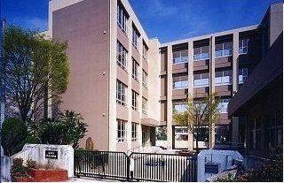 小学校　高松市立円座小学校さん（小学校）まで900m