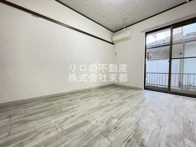 居室・リビング　明るい雰囲気で暮らしやすい！優しい質感の室内がオススメ☆