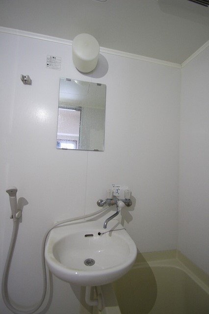 洗面設備　同物件別室です。