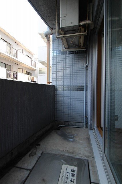 バルコニー　同物件別室です。