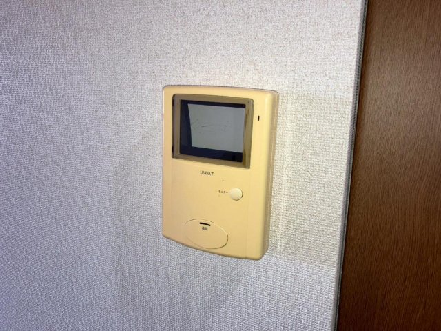 セキュリティ　モニター付きインターホン