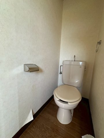 トイレ　清潔感のあるトイレです