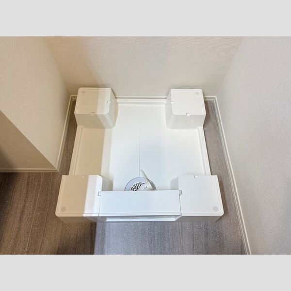 洗面設備　洗濯機置き場