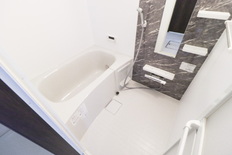 バス・シャワールーム　図面と現状に相違がある場合には現状を優先