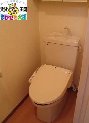 トイレ　シャワー付きトイレ