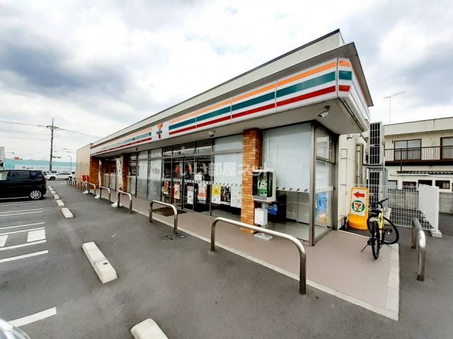 コンビニ　セブンイレブン 佐野奈良渕店（コンビニ）まで2001m