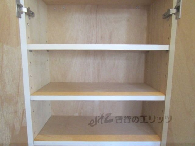 その他設備　下駄箱