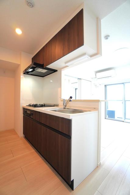 キッチン　※写真は同タイプ住戸です。