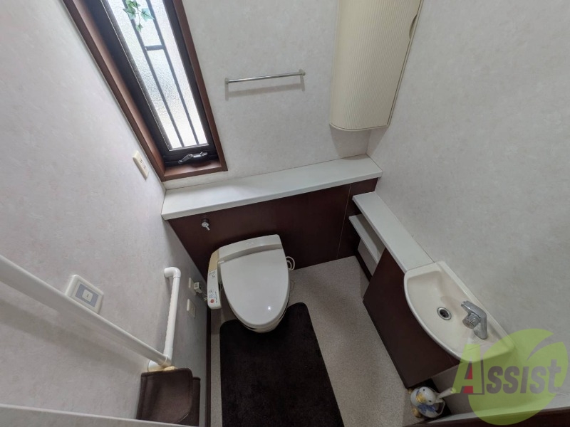 トイレ　お手洗いも広さがあって落ち着くスペースとなっておりました。