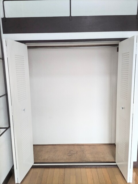 収納　クローゼット