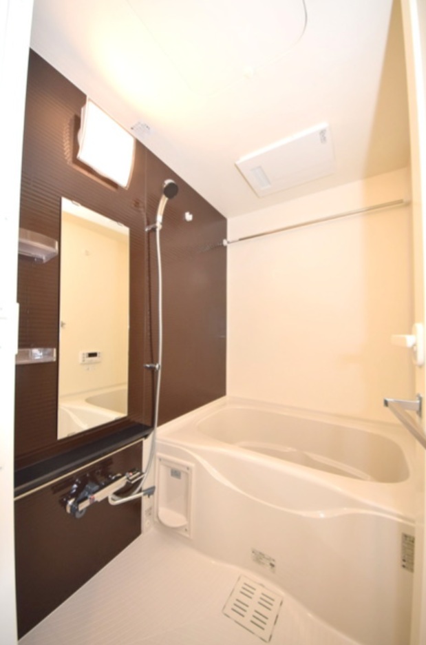 バス・シャワールーム　同マンションの別部屋参照