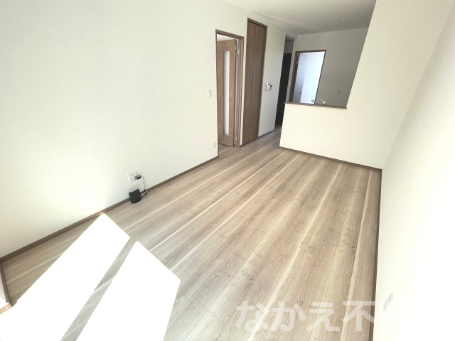 居室・リビング　こちらのリビングで趣味の時間をお楽しみください