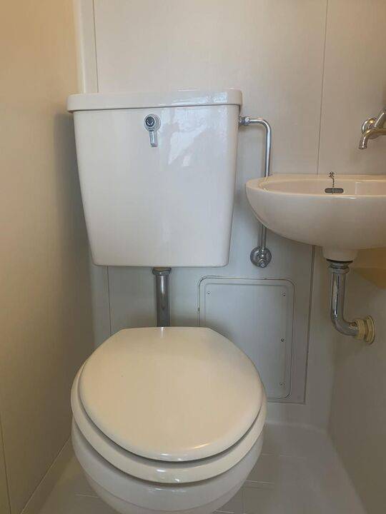 トイレ　トイレ