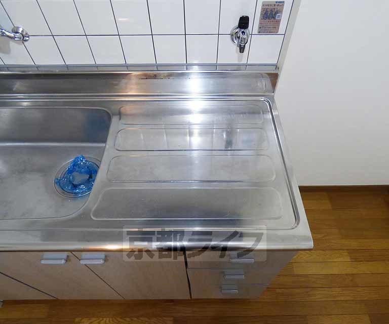 キッチン　コンロおけます。