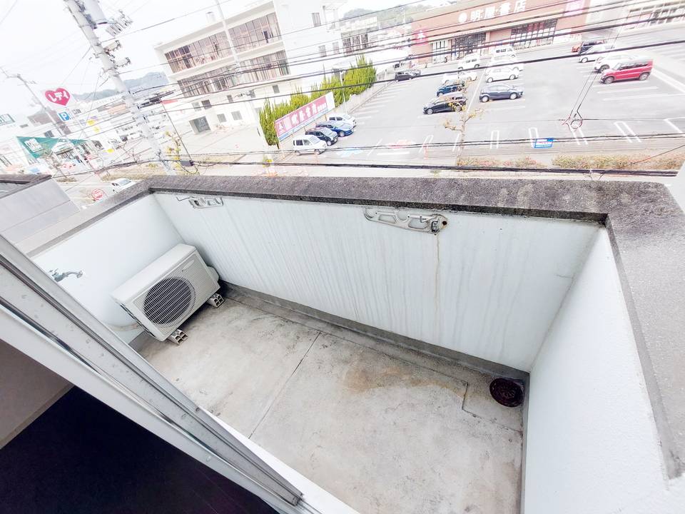 バルコニー　バルコニー