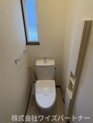 トイレ　※別号室の為、現況優先