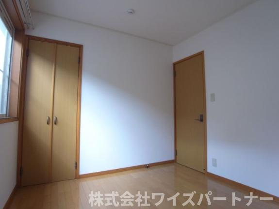 バルコニー　※別号室の為、現況優先